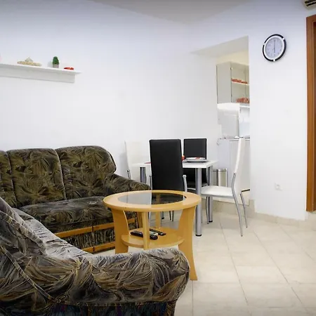 Kvija Arena Appartement