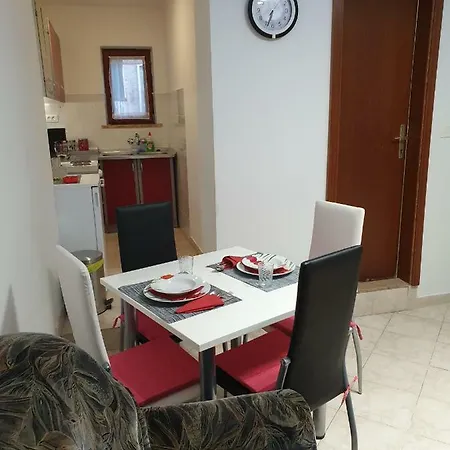 Kvija Arena Appartement
